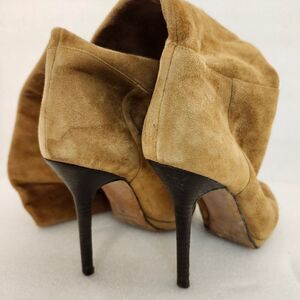 JIMMY CHOO Women's Over the Knee High Heel Tan Suede Round Toe Boots size 37